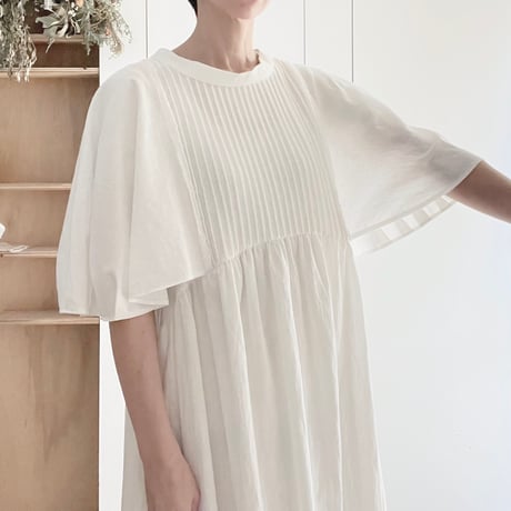 sulka / white