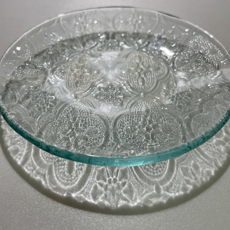 海外輸入ガラス「フローラ（クリア）」4mm厚 円形 小（Φ120mm） | 旭