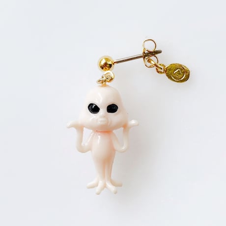 火星人のピアス・イヤリング / 2色