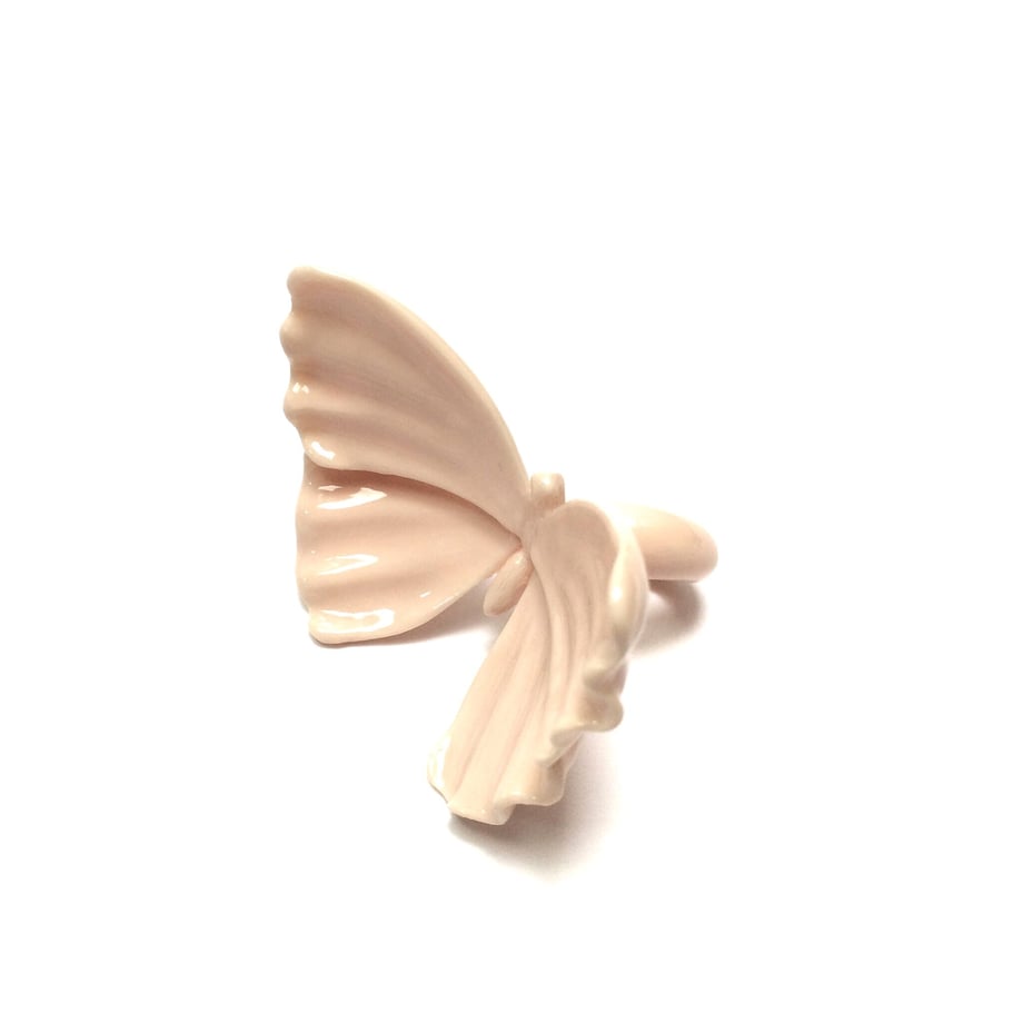 548a75f93bcba987be002a3a