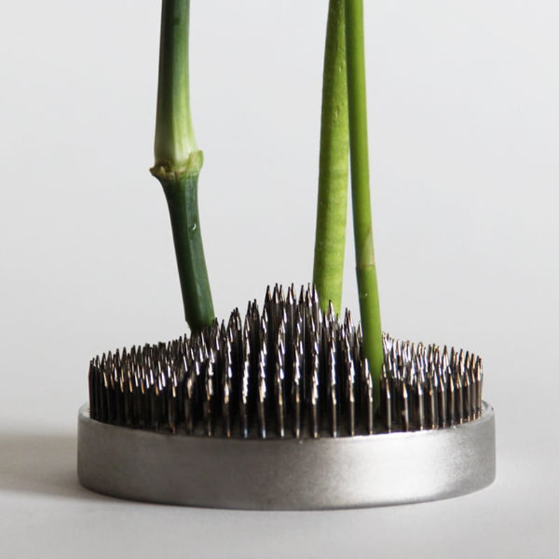 花が立つ 富士の生け花剣山 | koukinfuji