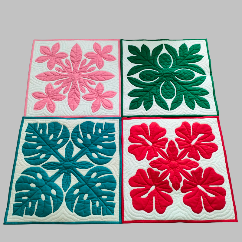 ♥プルメリアのキルト♥一点物 ☆ハワイアンキルト プルメリア ミニミニポーチ ハンドメイド