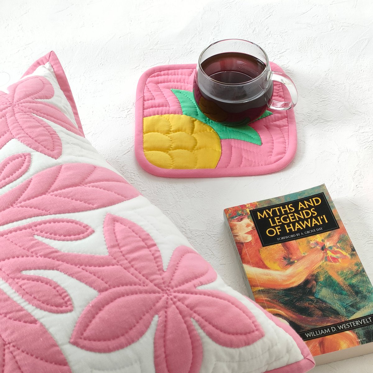 ハワイアンキルトマルチマット 楽天市場】ハワイアンキルトベッドカバー 完成品 ハワイアンキルト