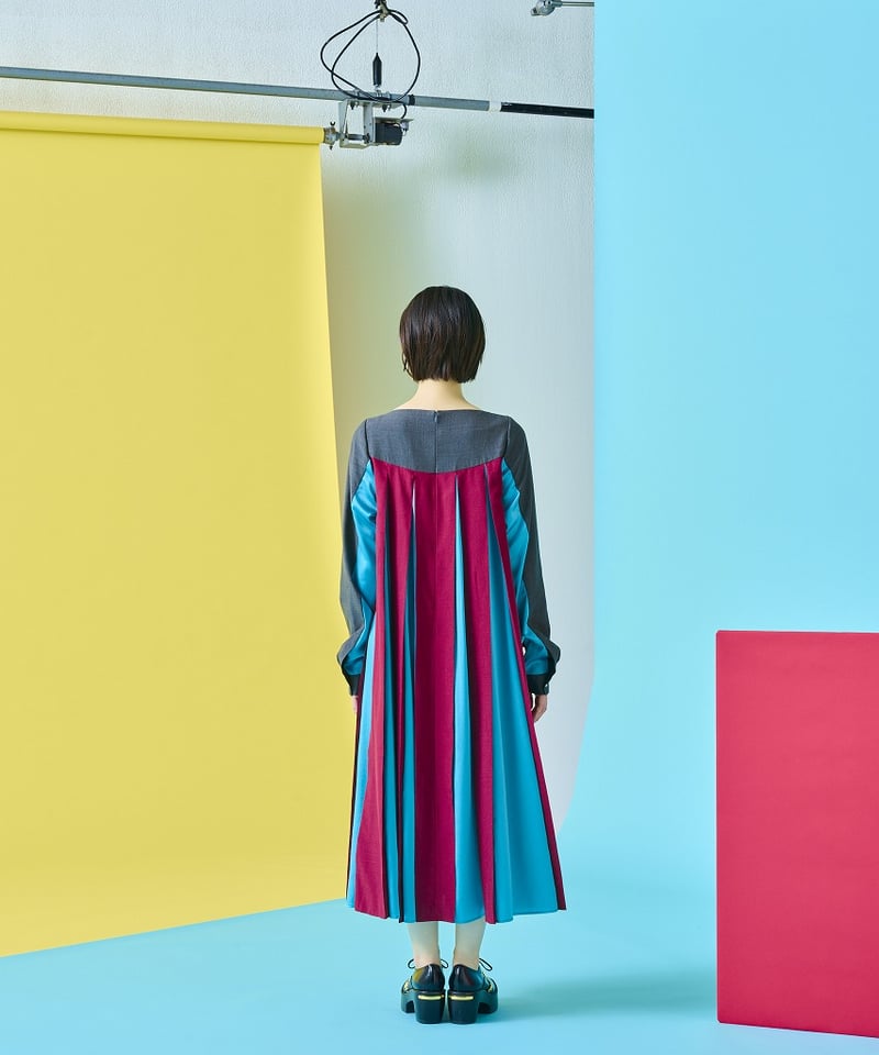 2025/9/30-11/1 WEB注文受付中】たなびくワンピース | ha | za | ma