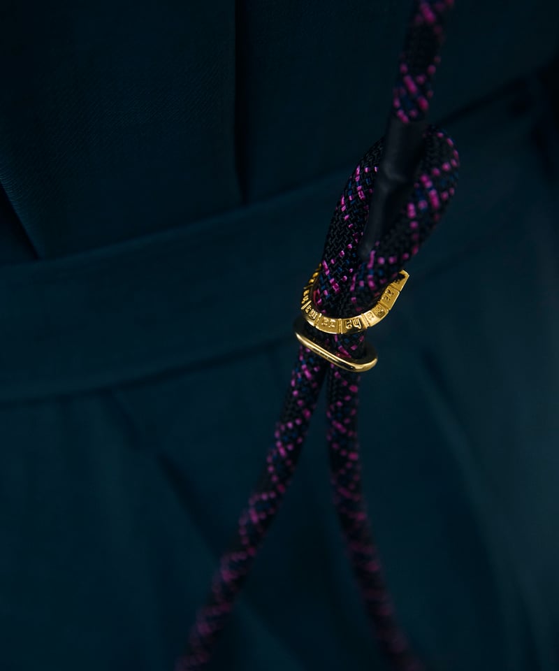 惹きずり込まれる運命のスマホストラップ | ha | za | ma