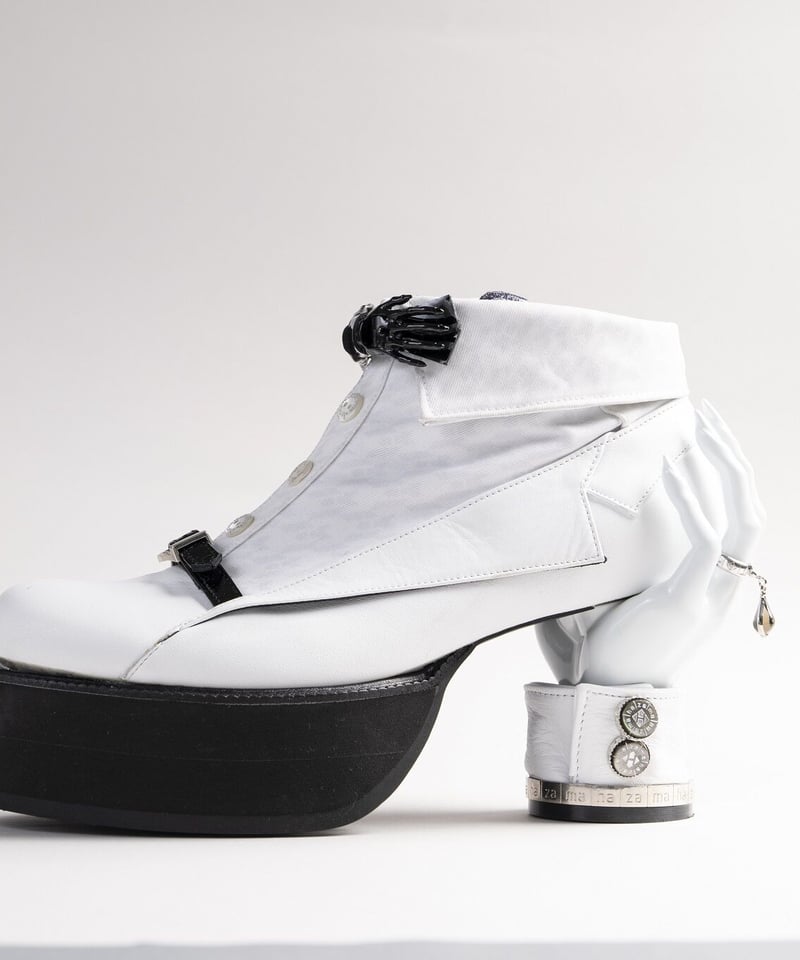 定位置を忘れ、惹きずり込まれる運命のヒールブーツ 28.5cm 定位置を忘れ、惹きずり込まれる運命のヒールブーツ 28.5cm