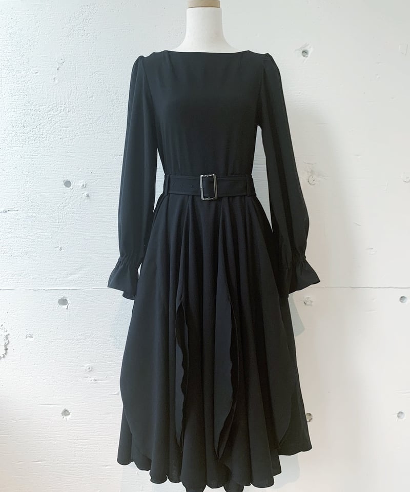 は | ざ | ま。 by hazama 2024SS 運命開花のワンピース