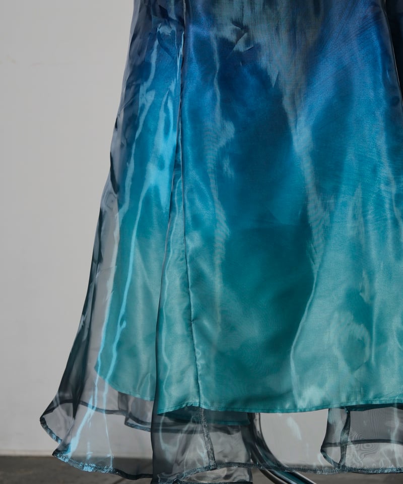 B品】見えないものを見ようとして見上げた夜空に駆ける透明彩度の