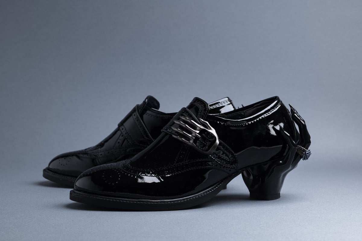 ha | za | ma 惹きずりこまれる運命のドレスシューズ黒黒 - 靴