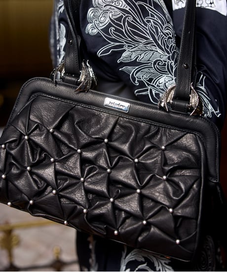 hazama 宣戦布告のウエストポーチ　白 hazama 宣戦布告のウエストポーチ 白 hazama 宣戦布告のウエスト