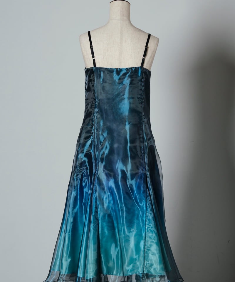 B品】見えないものを見ようとして見上げた夜空に駆ける透明彩度の