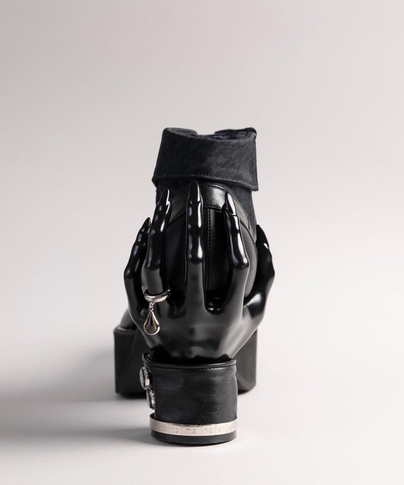 定位置を忘れ、惹きずり込まれる運命のヒールブーツ 28.5cm 定位置を忘れ、惹きずり込まれる運命のヒールブーツ 28.5cm