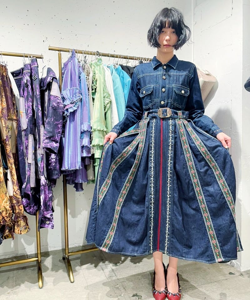 繍美歴代王家に伝わるデニムワンピース | ha | za | ma 繍美歴代王家に伝わるデニムワンピース | ha | za | ma