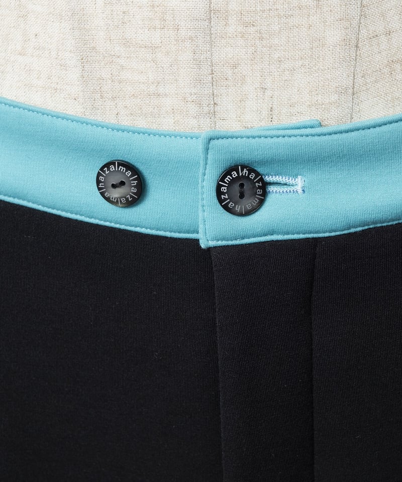 2025/9/30-11/1 WEB注文受付中】寄り添うワイドサルエルパンツ