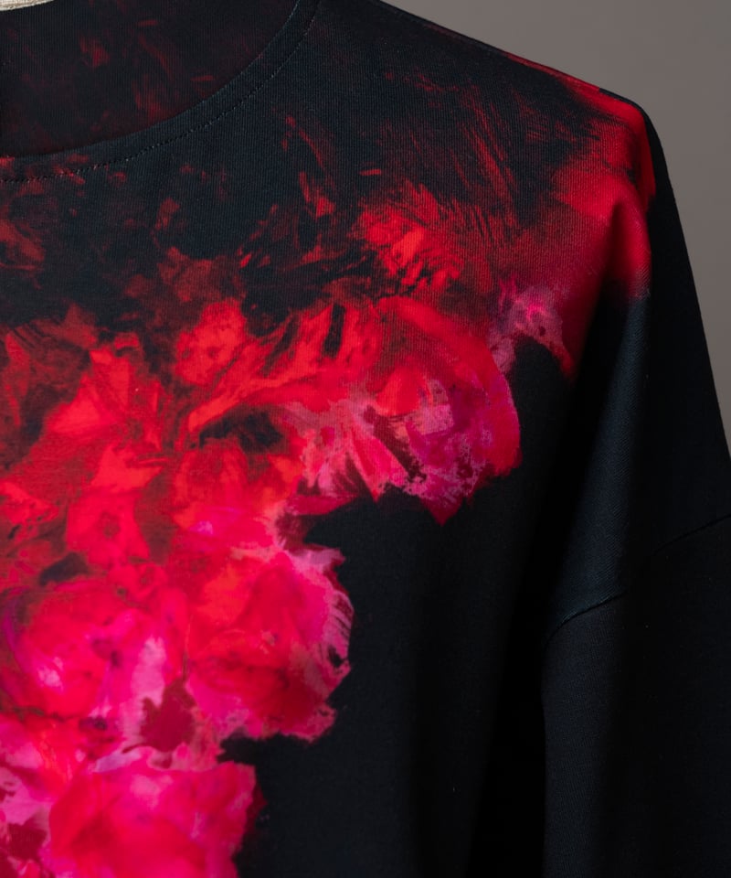 鮮烈に滲む狂気のハイネックカットソー | ha | za | ma