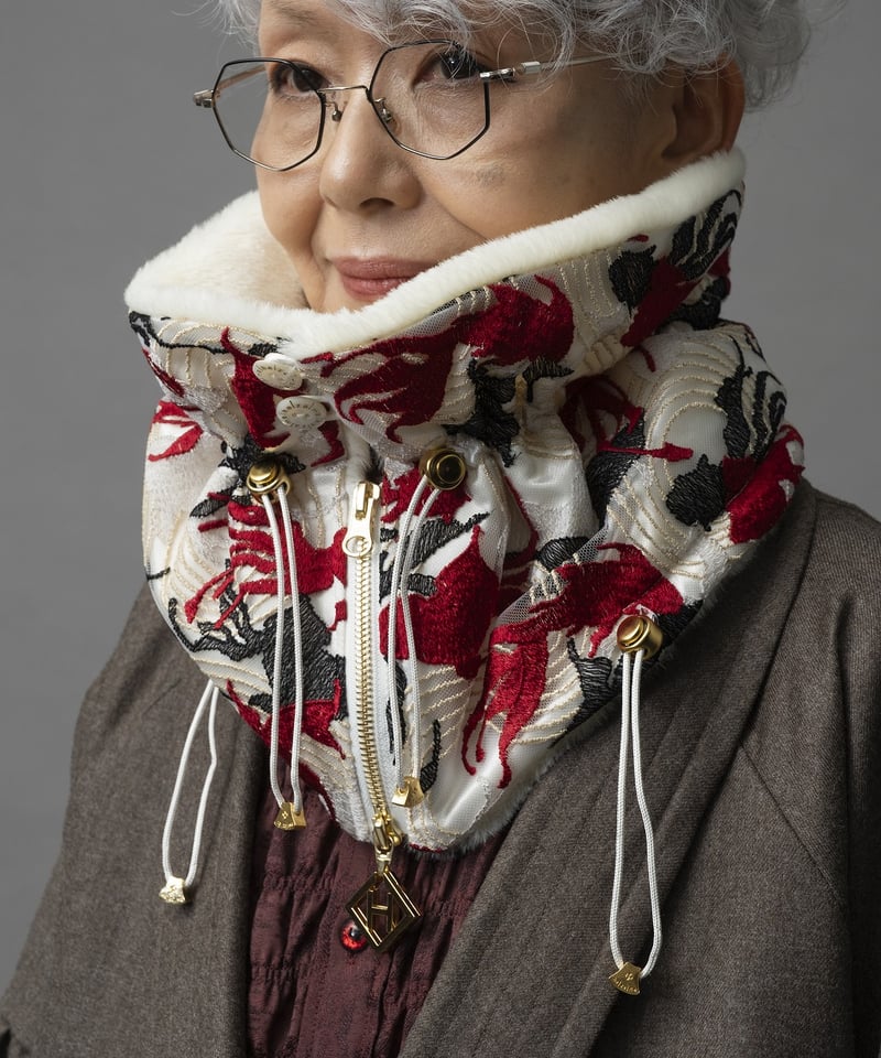 2025/9/30-11/1 WEB注文受付中】尾を引き奏でる波紋のレーススヌード