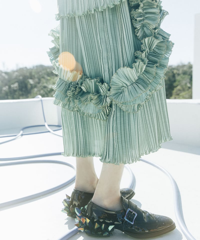 溶けゆく彩光のフリルスカート | ha | za | ma 