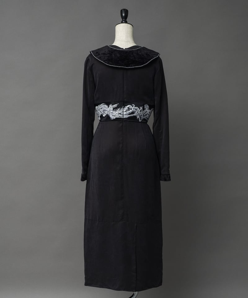 2025/9/30-11/1 WEB注文受付中】煙に巻かれたワンピース | ha | za