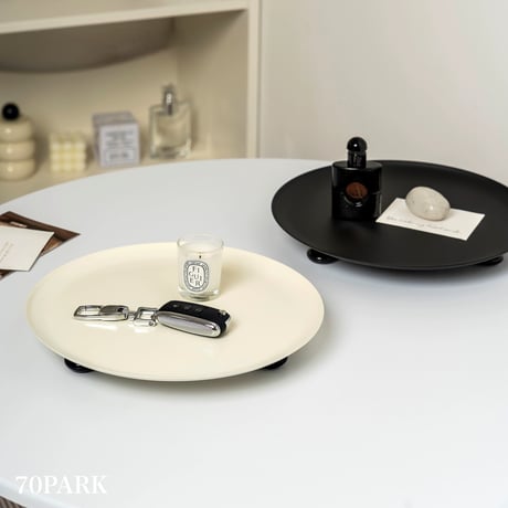 #脚付き モノトーン 大判 アイアン ラウンド トレイ 全2色 コスメ 収納