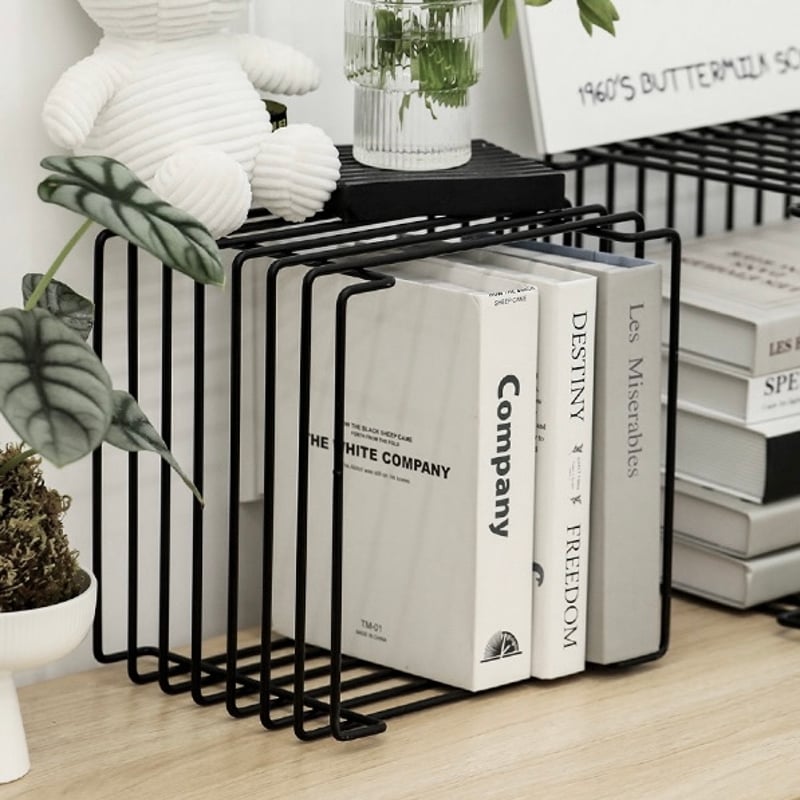 ワイヤー 多機能 マガジンラック 収納 ブックスタンド 全2色 | 70PARK