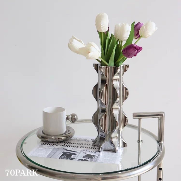 シルバーカラー ウエーブ セラミック フラワーベース 花瓶 | 70PARK シルバーカラー ウエーブ セラミック フラワーベース 花瓶 | 70PARK