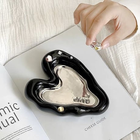 【即納】#ハート型 チャビー プレート 全2色 アクセサリー トレイ