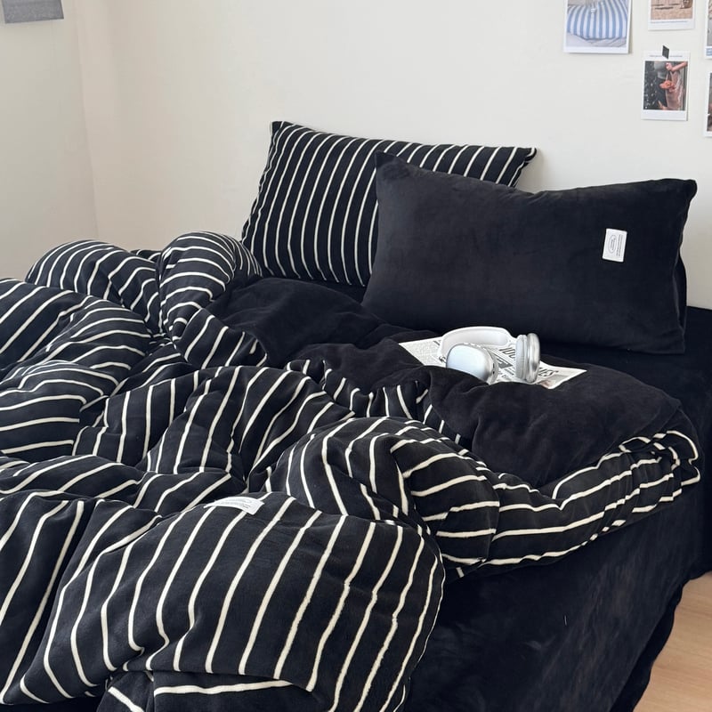 ダークカラー ピンストライプ ミルク ベルベット 冬用 布団カバー