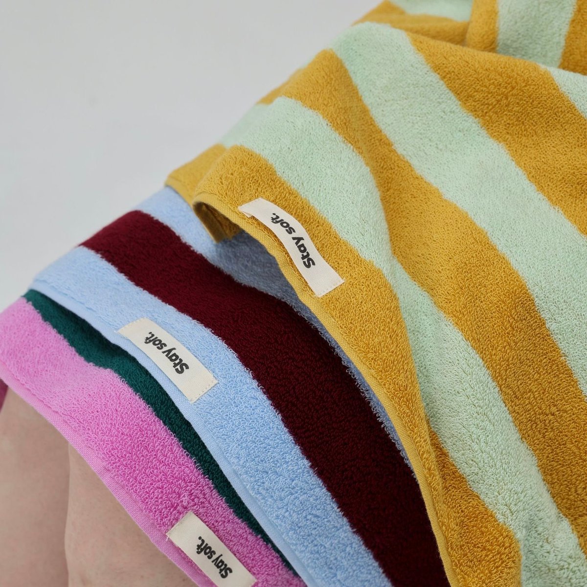 ワイド ストライプ カラフル バスタオル 全3色 綿 100% 吊り下げ