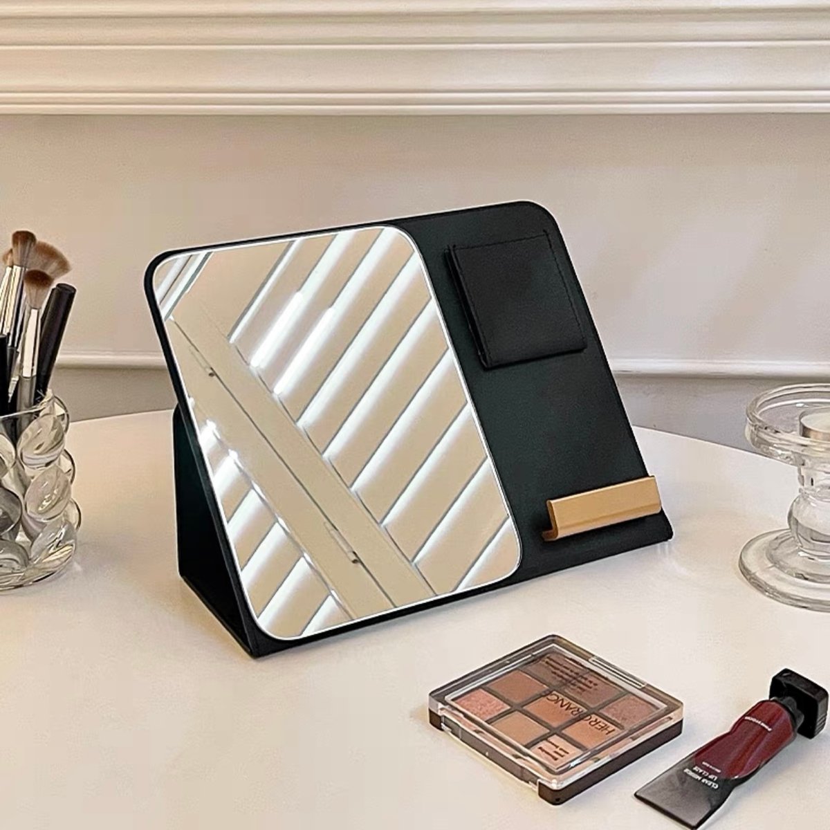 多機能 折り畳み ミラー スマホスタンド 全2色 鏡 | 70PARK