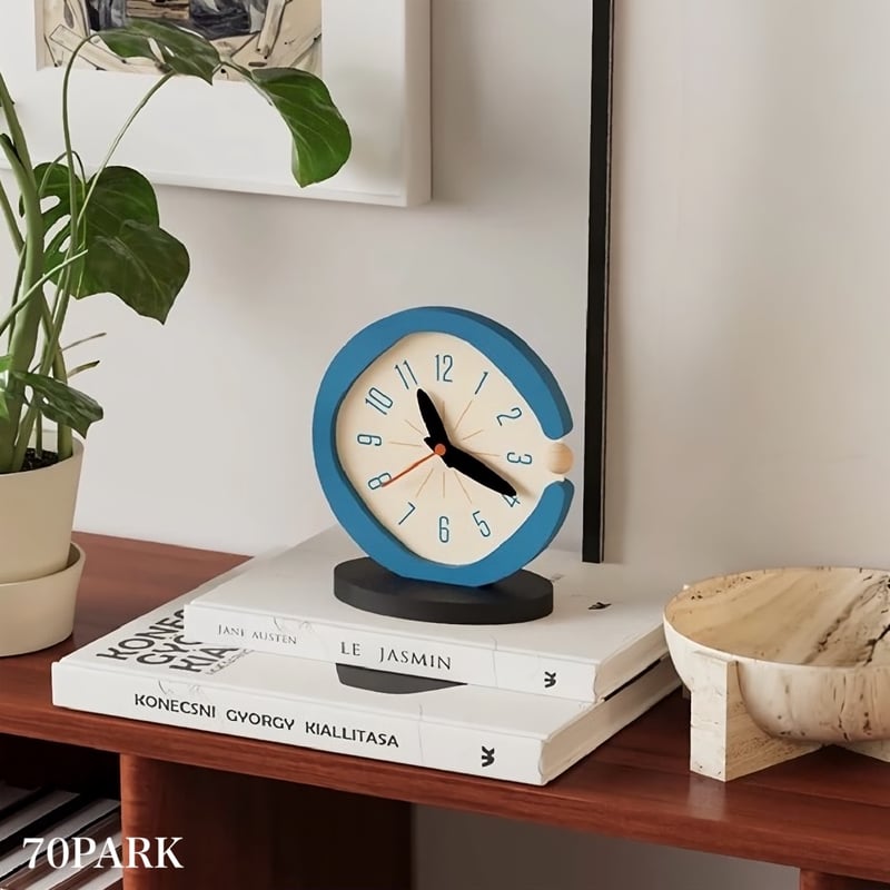 ニュアンス シルエット カラー 卓上 クロック 全2色 置き時計 | 70PARK