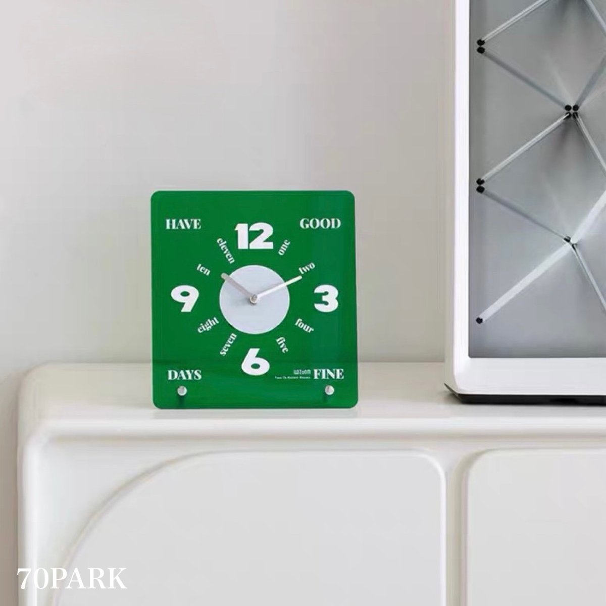 クリア カラー アクリル スクエア クロック 全3色 置き時計 | 70PARK
