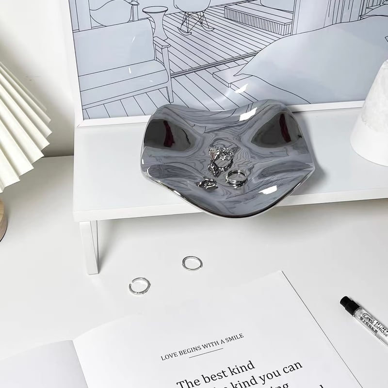 ニュアンス 不規則 ウエーブ ミラー トレイ シルバー | 70PARK