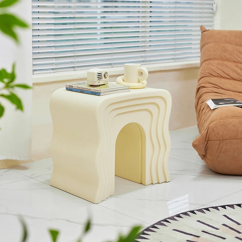 調整可能なユニークデザインテーブル*4 ユニーク ウエーブ アーチ サイドテーブル 全4色 スツール | 70PARK