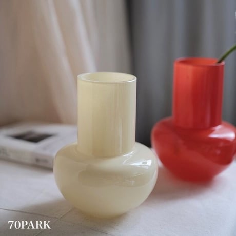 #レッド カラー ガラス フラワーベース 全2色 花瓶