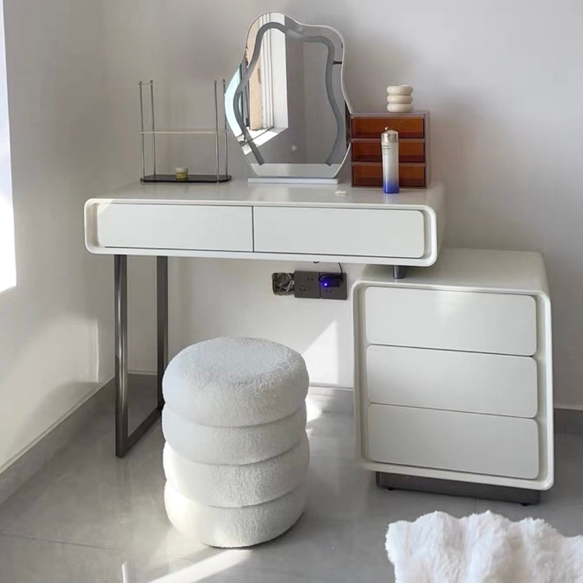 ブークレ ラウンド 四段 スツール 全2色 オットマン 高さ40cm | 70PARK