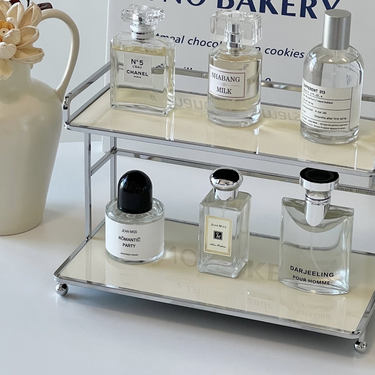 シルバー ディスプレイスタンド 2段棚付き シルバー ディスプレイスタンド 2段棚付き