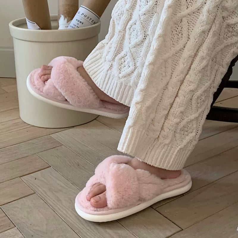 UGG ピンク フェイクファー ルームシューズ 【公式通販】