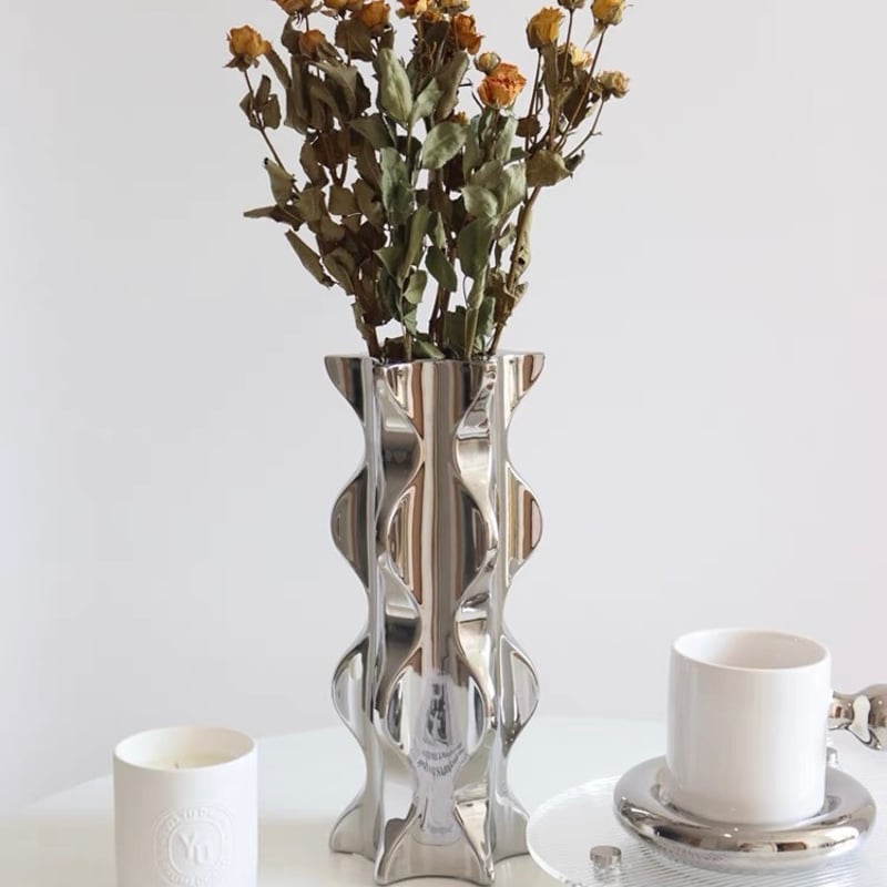 シルバーカラー ウエーブ セラミック フラワーベース 花瓶 | 70PARK シルバーカラー ウエーブ セラミック フラワーベース 花瓶 | 70PARK
