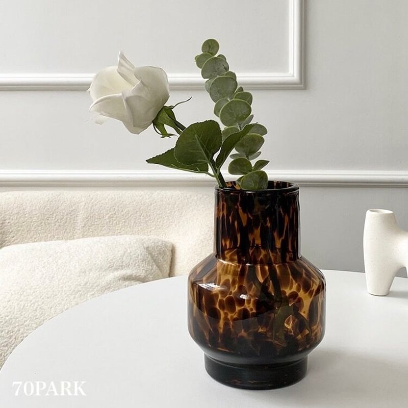 花柄の花瓶 花柄の花瓶｜マリアンヌ・ハルバーグ / Marianne Hallberg 2023