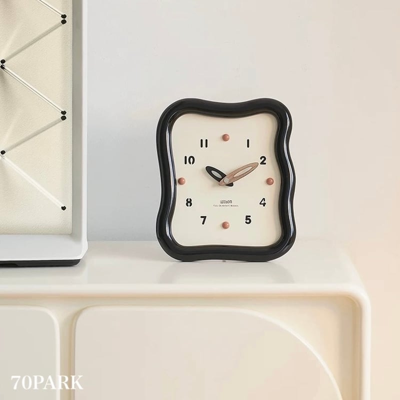 チャビー ニュアンス ウエーブ フレーム クロック 全3色 置き時計 | 70PARK