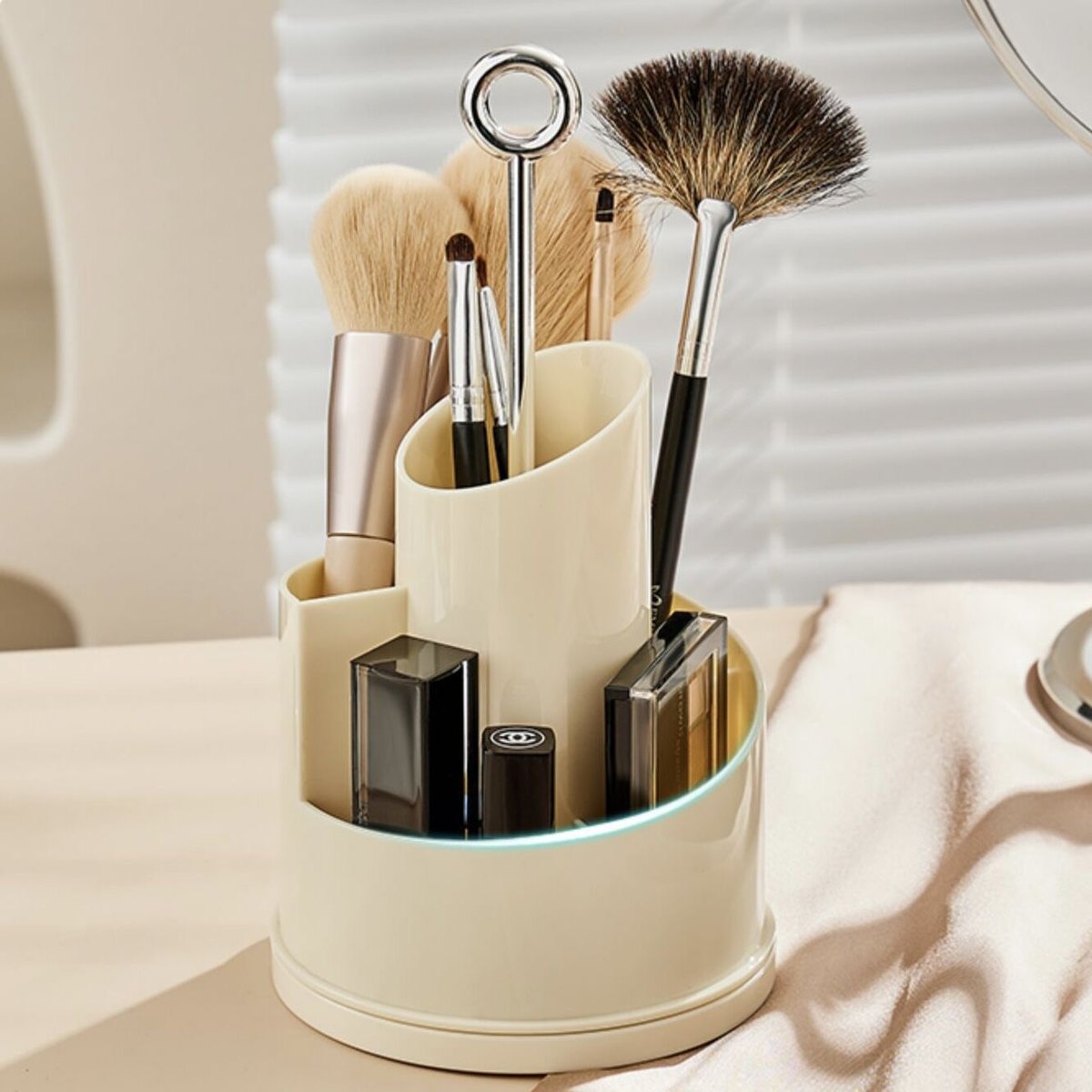 360度 回転 カバー付き ブラシスタンド 全2色 ペン立て | 70PARK