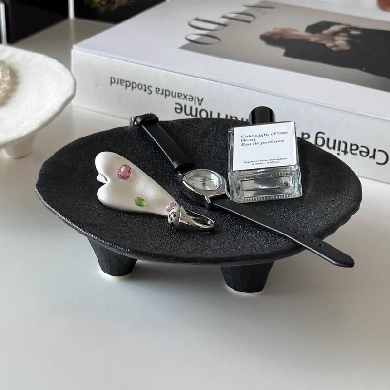 マットカラー 脚付き ラウンド アクセサリー トレイ 全2色 | 70PARK