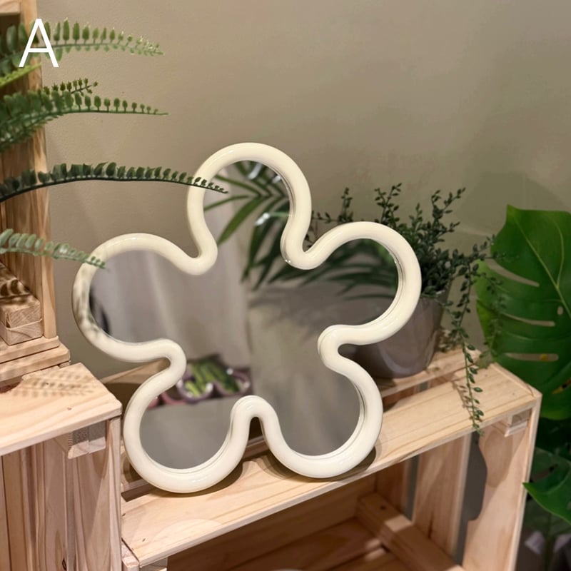 カラー フレーム フラワー型 壁掛け ミラー 全3色 鏡 卓上 | 70PARK