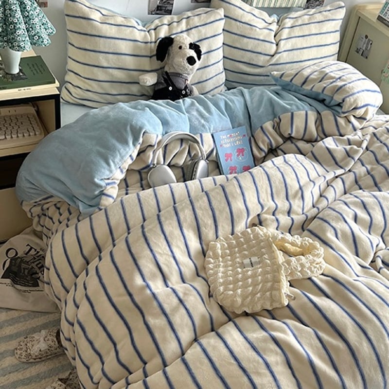 ブルー ストライプ ミルク ベルベット 布団カバーセット 全2種 | 70PARK