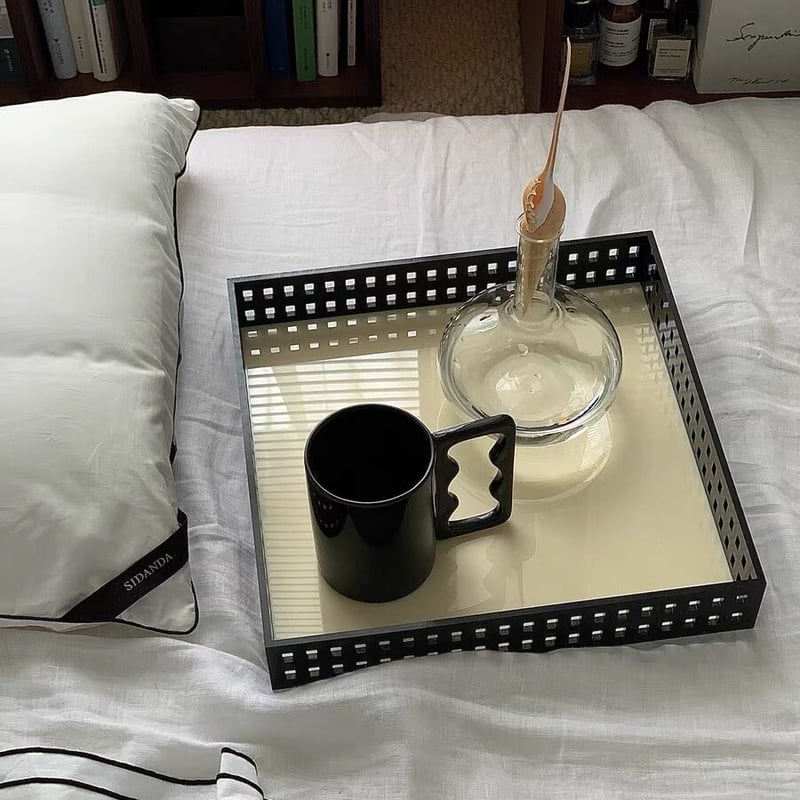 モノトーン アクリル スクエア 穴あき トレイ | 70PARK