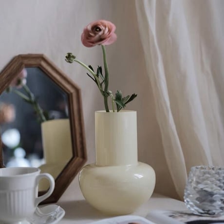 #レッド カラー ガラス フラワーベース 全2色 花瓶