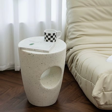 #飛び散り柄 穴あき ラウンド サイドテーブル コーヒーテーブル