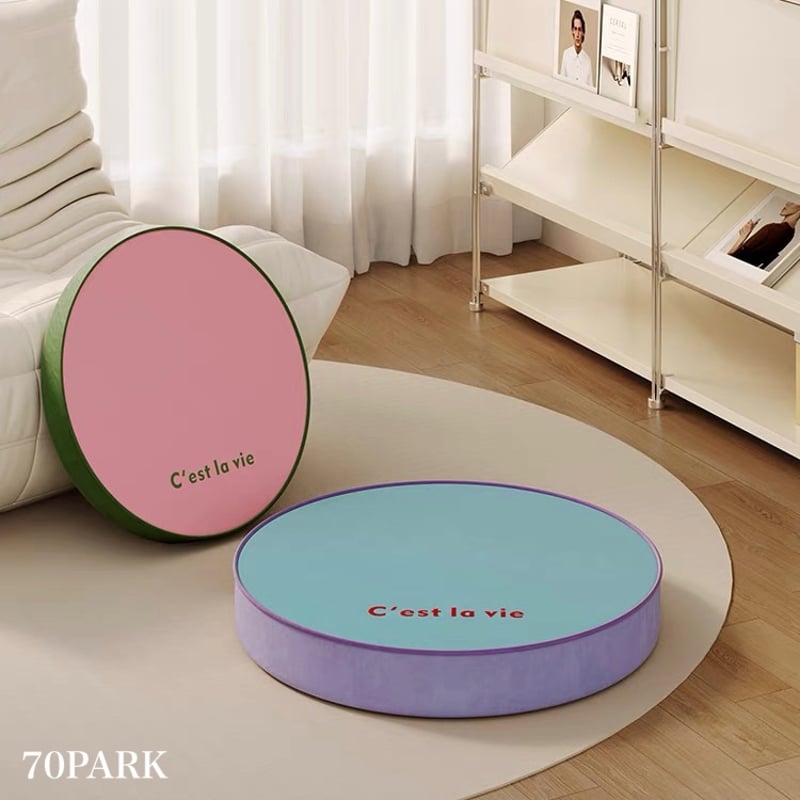 ナップタイム　2023 ラウンドクッション　未使用 シンプル レタリング カラー ラウンド クッション 全3色 直径50cm | 70PARK