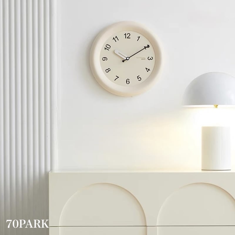 チャビー フレーム ラウンド クロック 全3色 壁掛け時計 | 70PARK