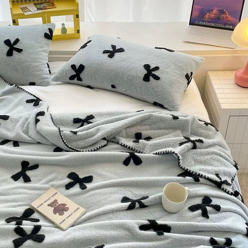 ブルー リボン パターン ステッチ ブランケット 150×200 膝掛け | 70PARK